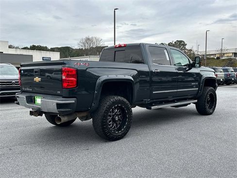 Used 2018 Chevrolet Silverado 2500 LTZ w/ Duramax Plus Package image 7