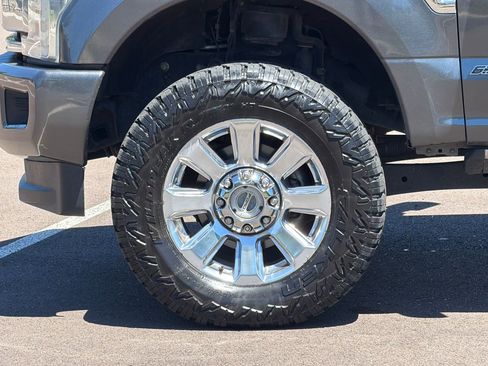 Used 2017 Ford F350 Platinum w/ Platinum Ultimate Package AWD/4WD image 26