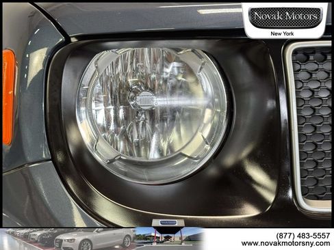 Used 2023 Jeep Renegade Latitude AWD/4WD image 10