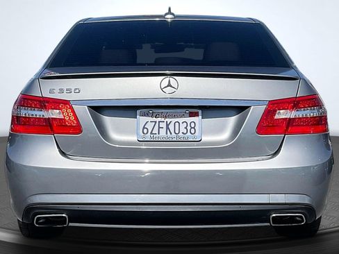 Used 2013 Mercedes-Benz E 350 Sedan w/ Premium 1 Pkg image 4