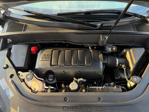 Used 2012 Chevrolet Traverse LS AWD/4WD image 25