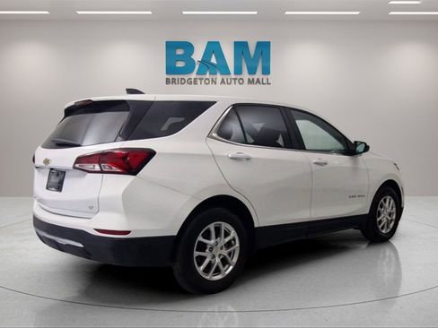 Used 2022 Chevrolet Equinox LT w/ LPO, Floor Liner Package image 8