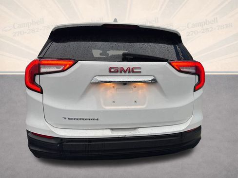 Used 2024 GMC Terrain SLE image 4