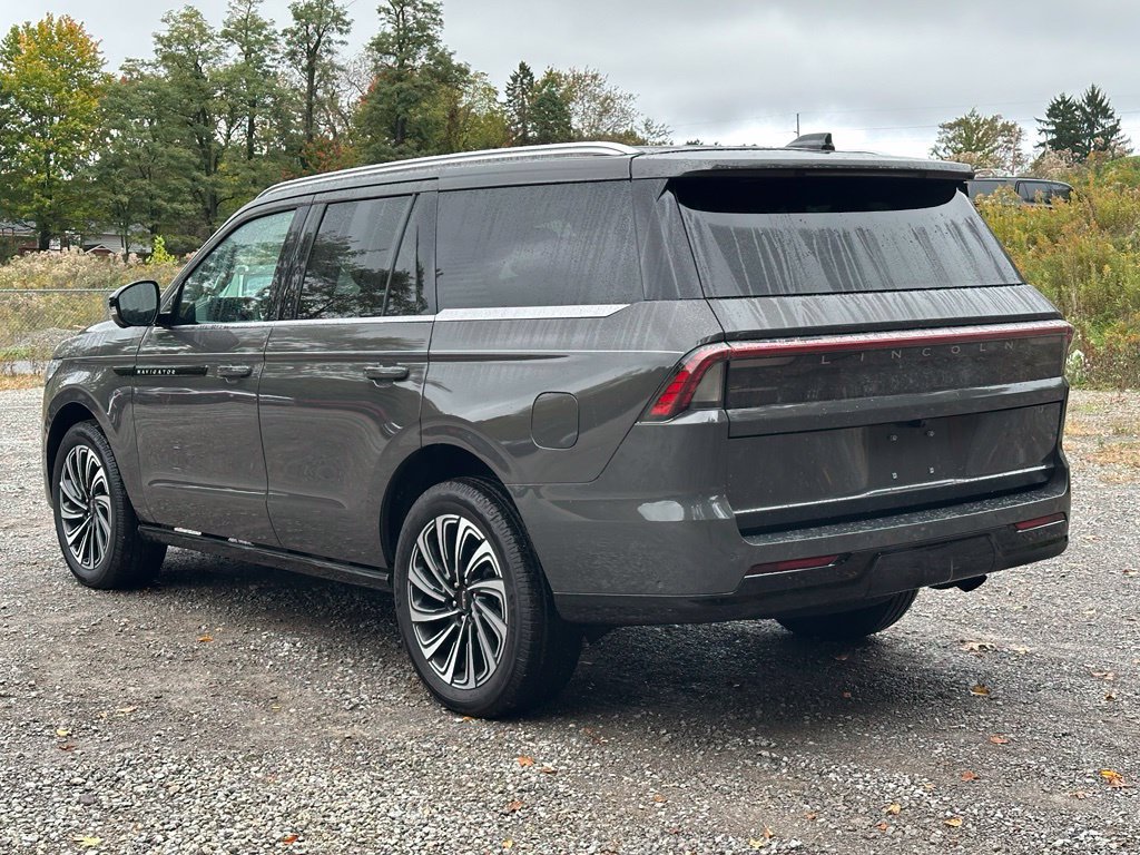 New 2025 Lincoln Navigator Black Label AWD/4WD image 36