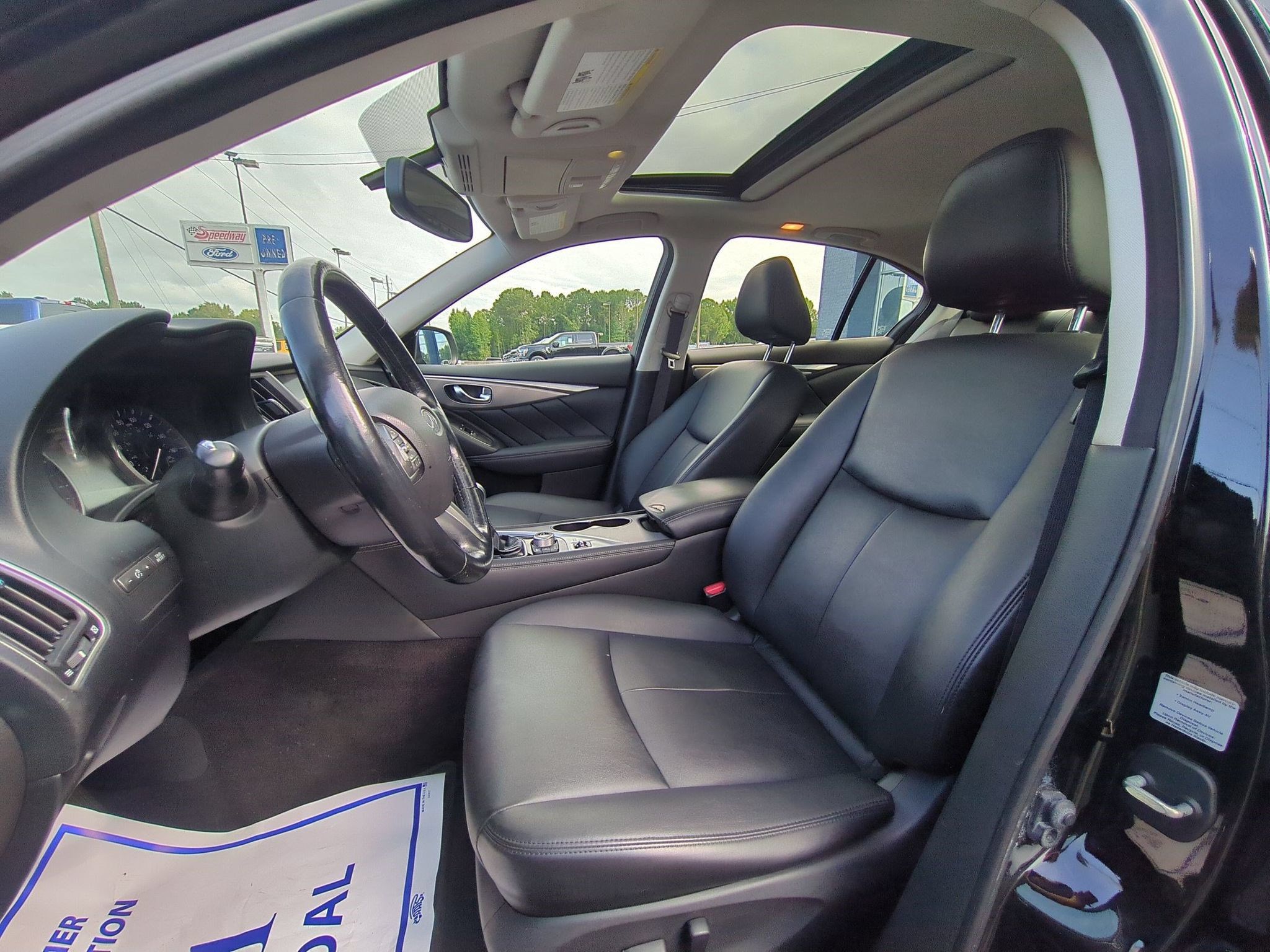 Used 2015 INFINITI Q50 Premium w/ Navigation Package AWD/4WD image 25