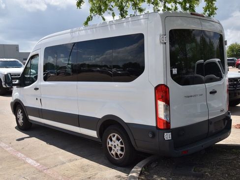 Used 2015 Ford Transit 350 XL image 9