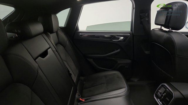 Used 2019 Porsche Macan AWD/4WD image 52