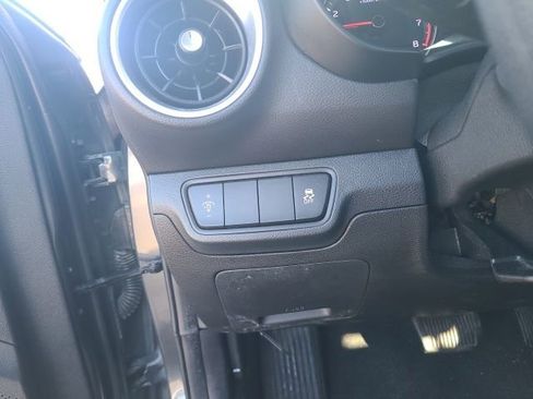 Used 2023 Kia Forte LXS image 25