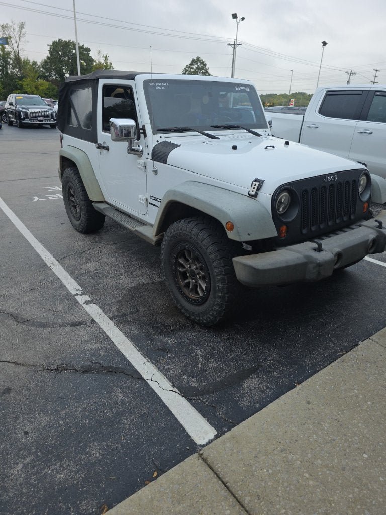 Used 2012 Jeep Wrangler Sport AWD/4WD image 7