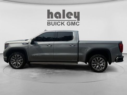 Used 2023 GMC Sierra 1500 Denali w/ Denali Reserve Package AWD/4WD image 2