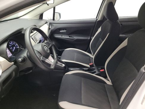 Used 2021 Nissan Versa SV FWD image 17