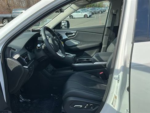 Used 2026 Acura RDX SH-AWD w/ Technology Package image 9
