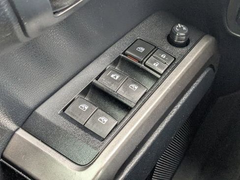 Used 2019 Toyota Tacoma SR5 image 21