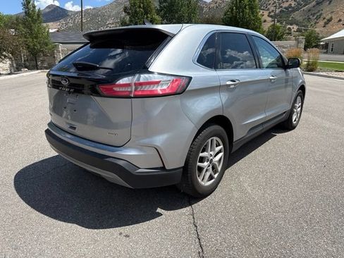 Used 2024 Ford Edge SEL AWD/4WD image 10