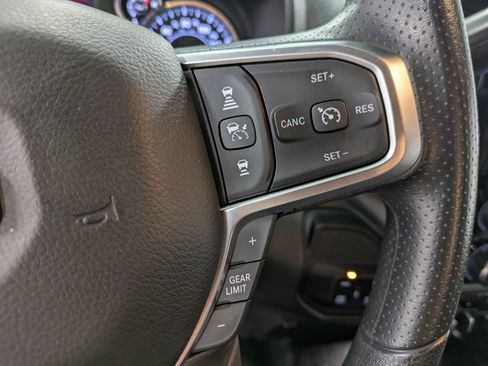 Used 2025 RAM 2500 Tradesman w/ Chrome Appearance Group AWD/4WD image 18