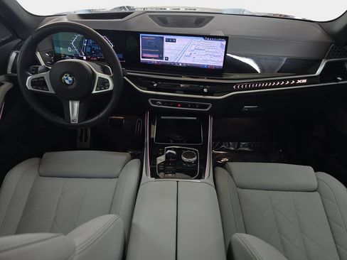 Used 2024 BMW X5 sDrive40i w/ M Sport Package RWD image 12