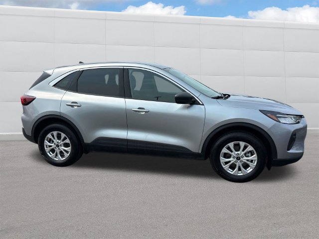 Used 2024 Ford Escape Active AWD/4WD image 7