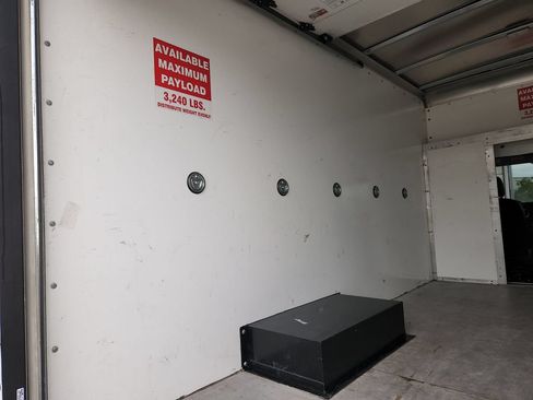 Used 2022 Ford Transit 350 DRW RWD image 14