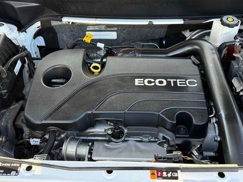 Used 2022 Chevrolet Equinox LT FWD image 43