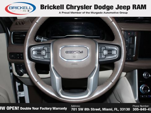 Used 2022 GMC Yukon Denali AWD/4WD image 29
