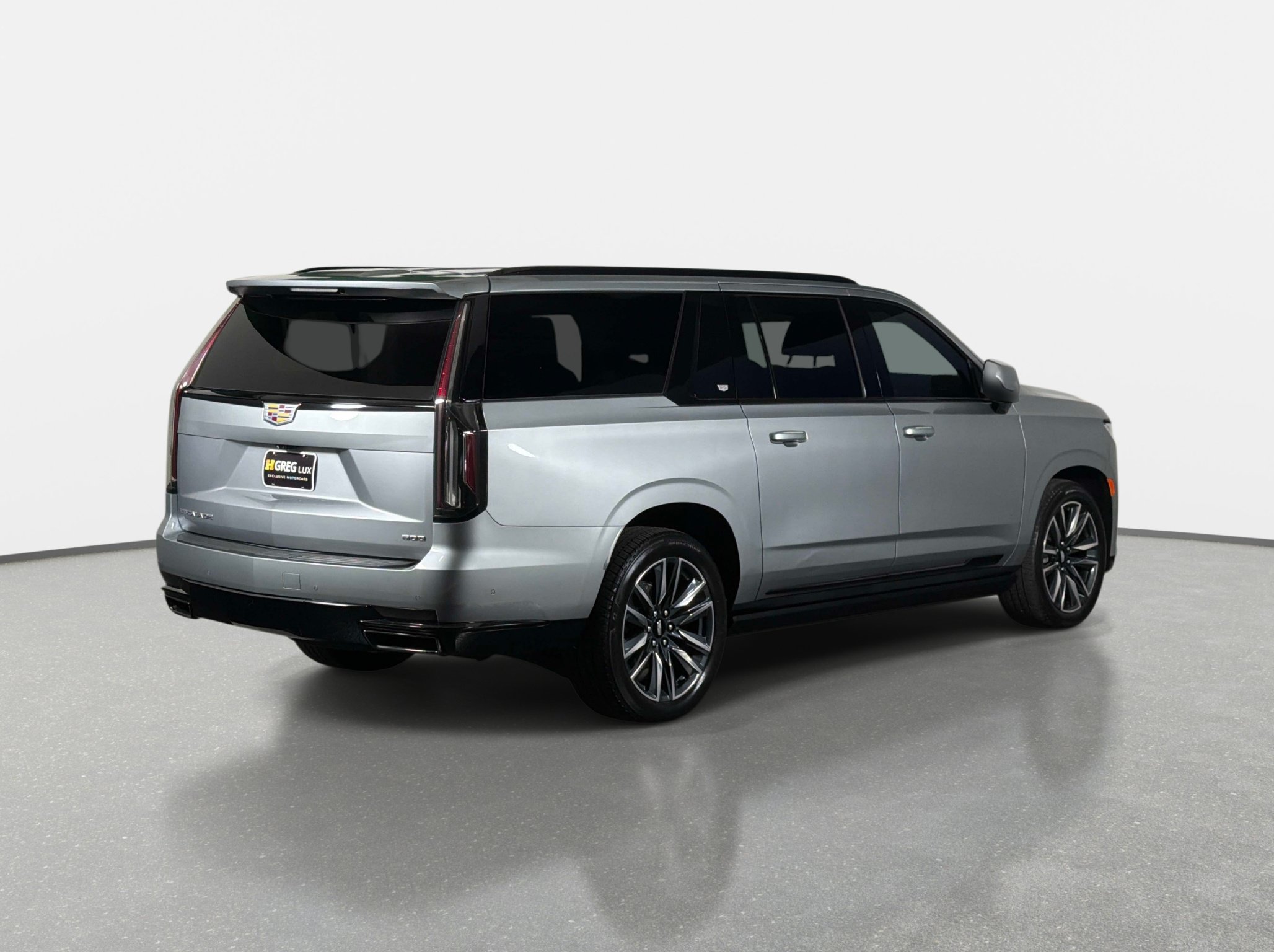 Used 2024 Cadillac Escalade ESV Sport w/ Touring Package AWD/4WD image 7