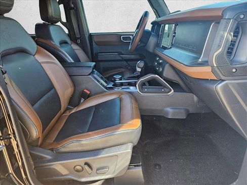 Used 2024 Ford Bronco Outer Banks image 21