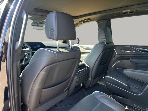 Used 2023 Cadillac Escalade Sport image 18