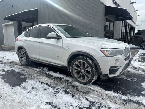 Used 2015 BMW X4 xDrive28i image 3