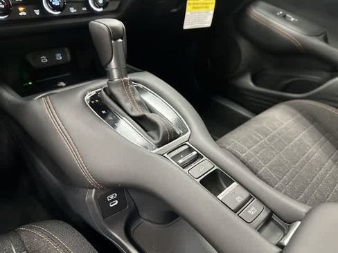 Certified 2026 Honda HR-V Sport image 24