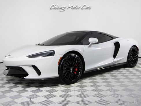 Used 2023 McLaren GT RWD image 2