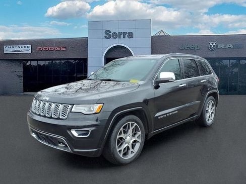 Used 2020 Jeep Grand Cherokee Overland AWD/4WD image 3
