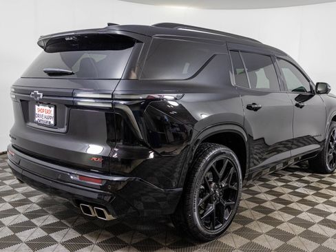 Used 2024 Chevrolet Traverse RS FWD image 23