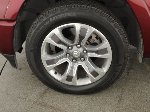 Used 2020 RAM 1500 Limited image 19