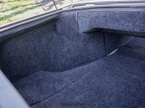 Used 1993 Cadillac Allante FWD image 70