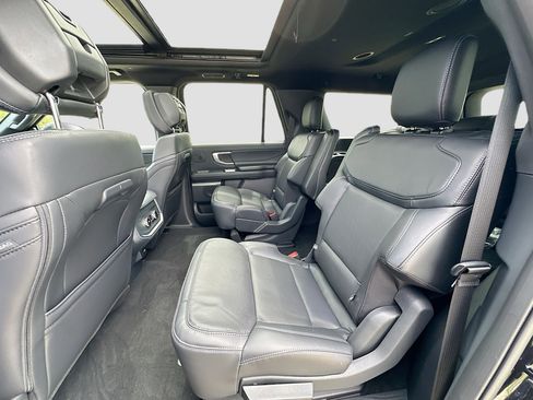 New 2026 Ford Expedition Max Platinum AWD/4WD image 17