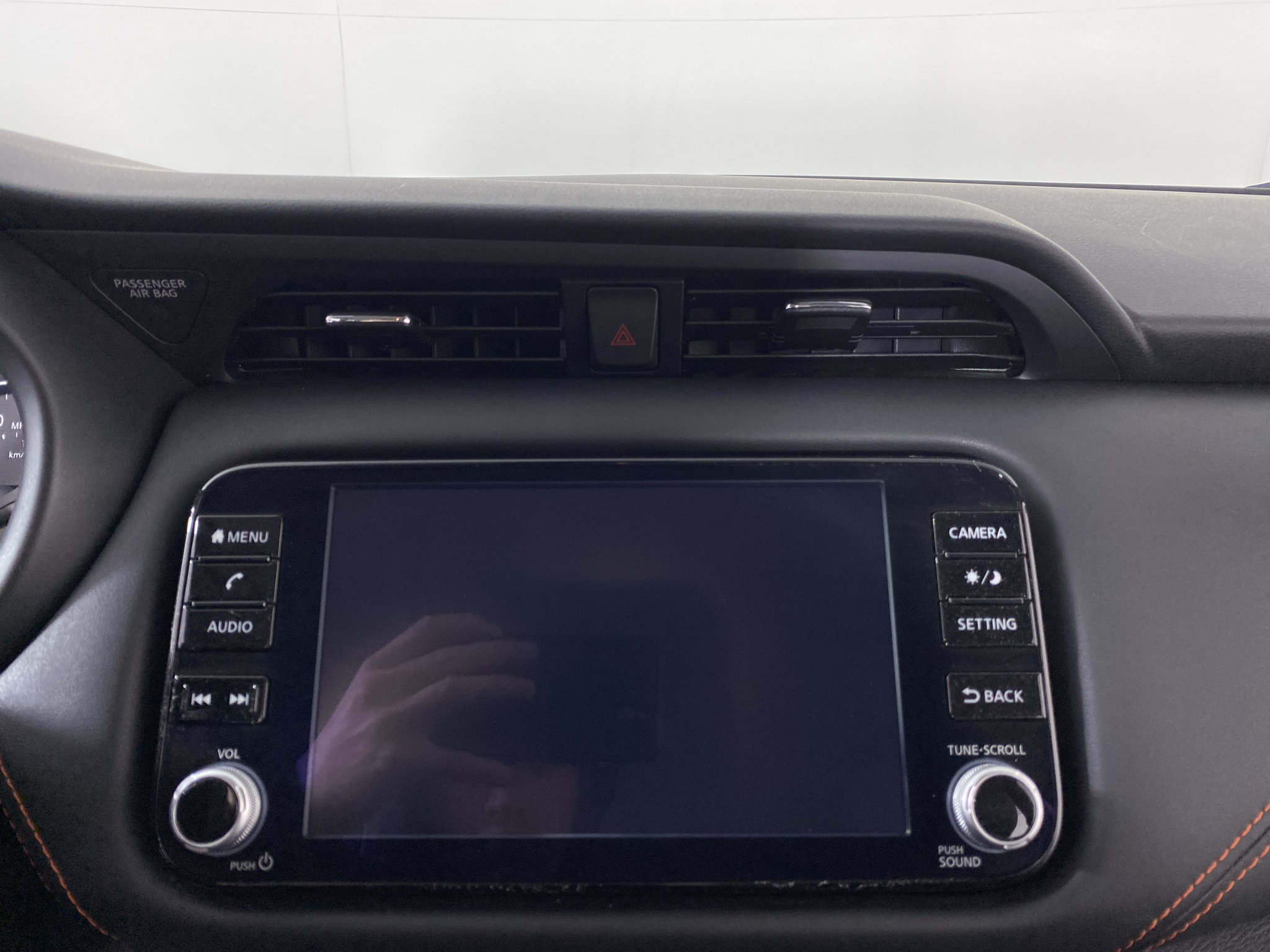 Used 2024 Nissan Kicks SR w/ SR Premium Package FWD image 27