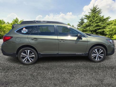Used 2019 Subaru Outback 2.5i Limited image 8