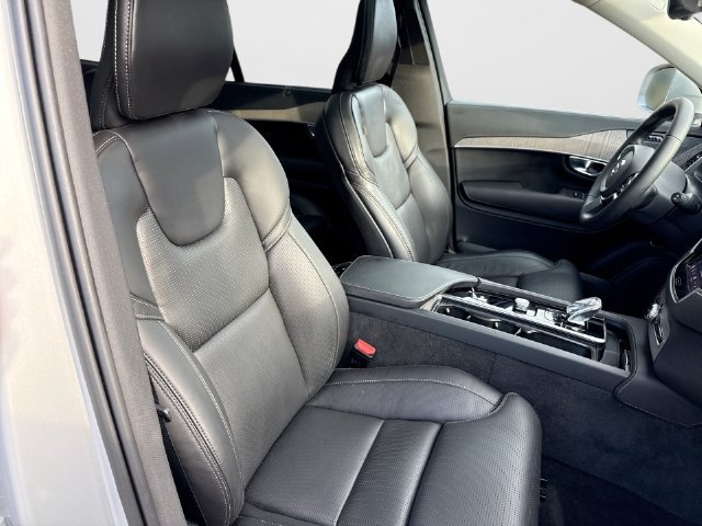 Certified 2023 Volvo XC90 B6 Ultimate w/ Protection Package Premier AWD/4WD image 31