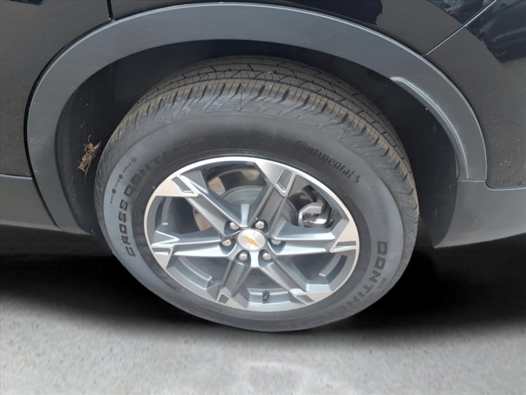 Certified 2025 Chevrolet Blazer LT AWD/4WD image 8