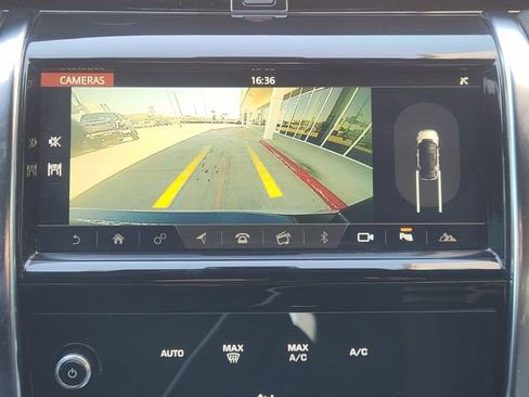 Used 2020 Land Rover Discovery Sport S R-Dynamic image 17