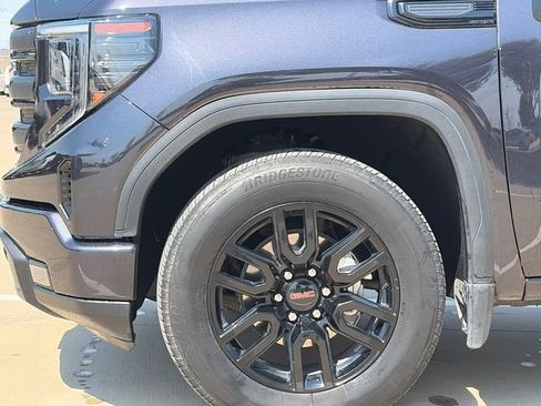 Used 2023 GMC Sierra 1500 Elevation image 5