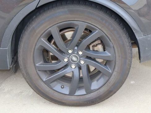 Used 2019 Land Rover Discovery HSE AWD/4WD image 30