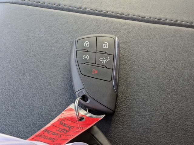 Used 2025 Chevrolet Suburban LS AWD/4WD image 32