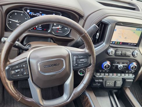 Certified 2022 GMC Sierra 2500 Denali w/ Technology Package image 12