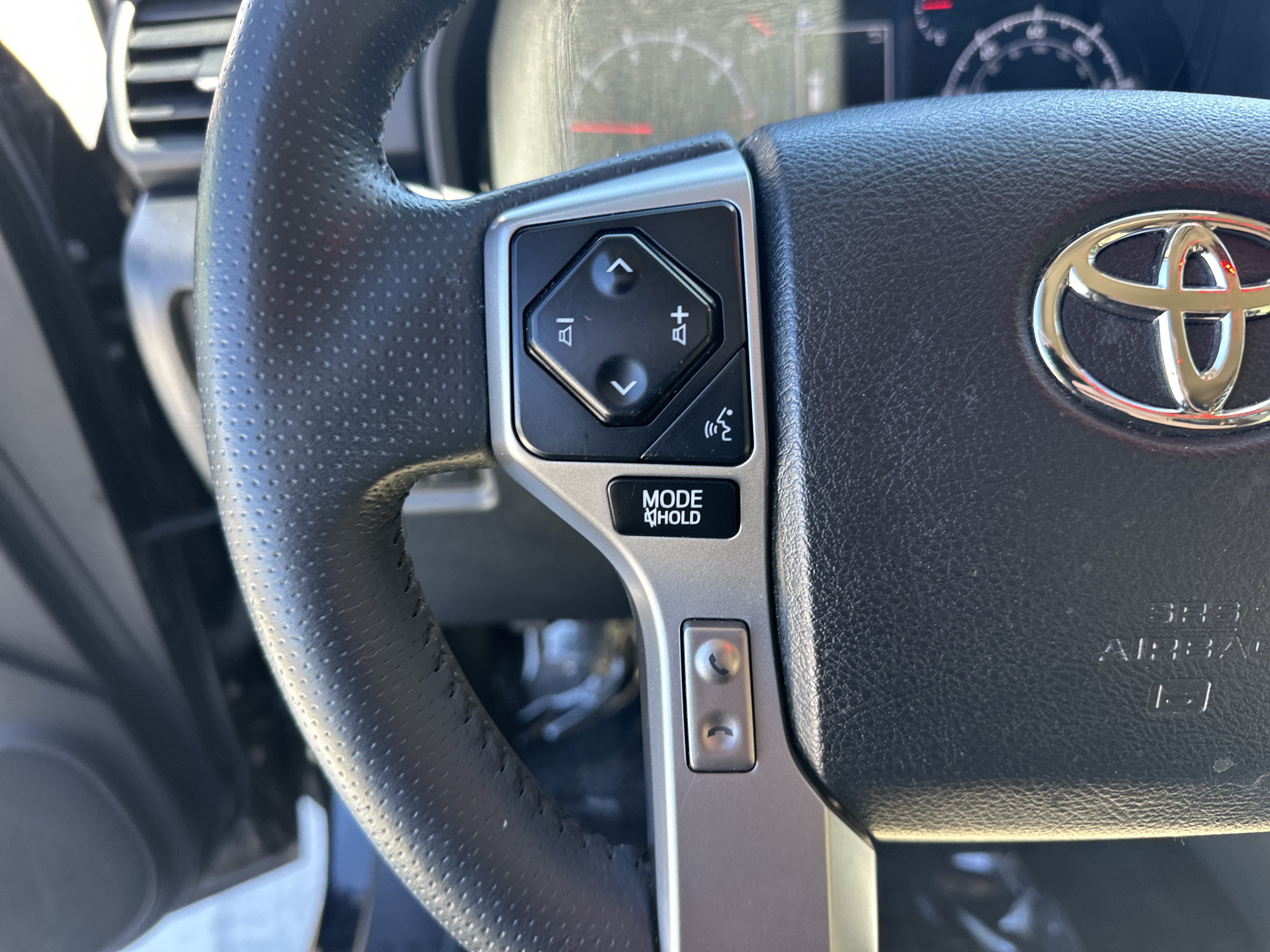 Used 2022 Toyota 4Runner SR5 RWD image 19