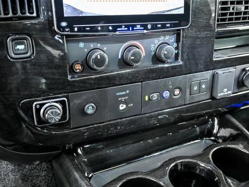 New 2026 GMC Savana 2500 w/ Driver Convenience Package RWD image 18
