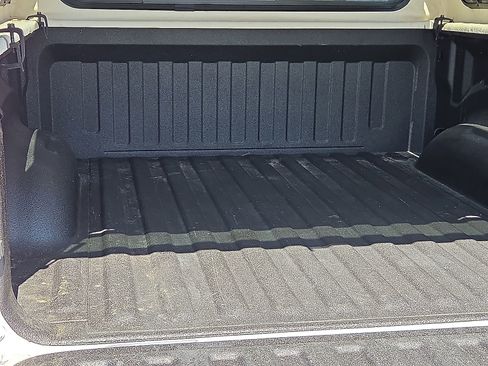 Used 2021 RAM 1500 Limited w/ Off Road Group AWD/4WD image 8