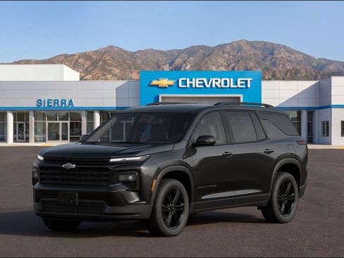 New 2027 Chevrolet Traverse LT FWD image 1