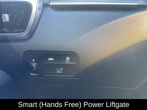 Used 2022 Kia Sorento SX image 12