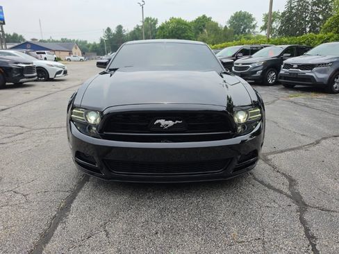 Used 2013 Ford Mustang Premium RWD image 2